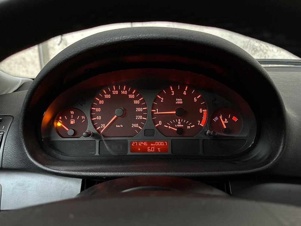 BMW 316i Touring Black & Silver 3-serie 114pk 2003,  62-LK-SL