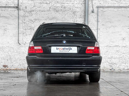 BMW 316i Touring Black & Silver 3-serie 114pk 2003,  62-LK-SL