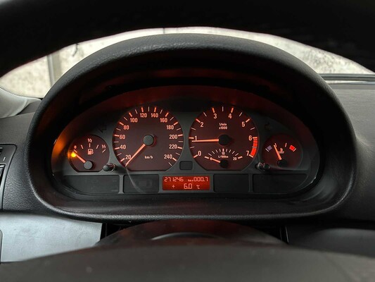 BMW 316i Touring Black & Silver 3-serie 114pk 2003,  62-LK-SL