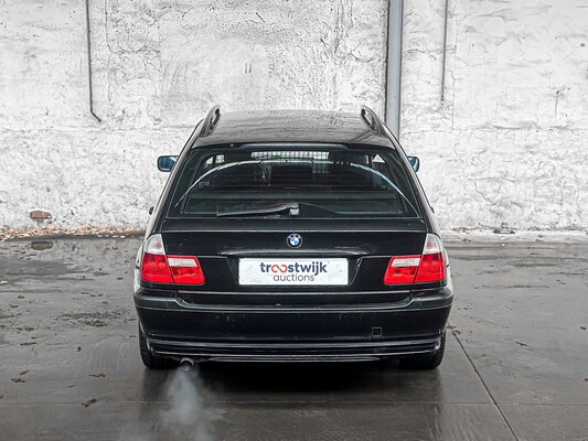 BMW 316i Touring Black & Silver 3-serie 114pk 2003, 62-LK-SL