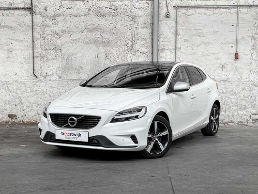 Volvo V40 1.5 T3 Polar+ Sport 152PK 2019, G-819-BH