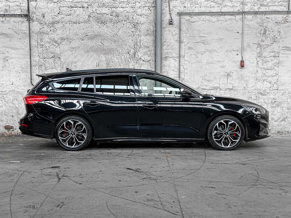 Ford Focus Wagon 1.0 EBH ST L. XBns 135HP 2021, K-337-PN
