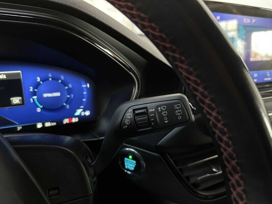 Ford Focus Wagon 1.0 EBH ST L. XBns 135HP 2021, K-337-PN