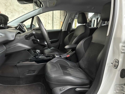 Peugeot 2008 1.2 PureTech GT-Line 109pk 2018, HLH-96-S