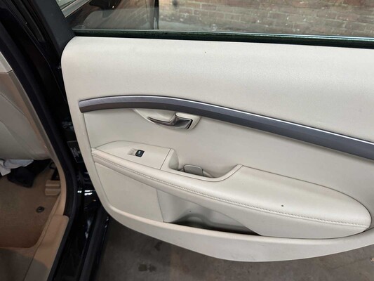 Volvo V70 1,6 T4 Lim. Ausgabe 179PS 20011, 42-RRK-6