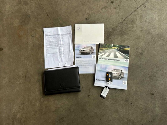 Volvo V70 1,6 T4 Lim. Ausgabe 179PS 20011, 42-RRK-6