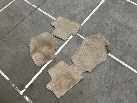 Volvo V70 1,6 T4 Lim. Ausgabe 179PS 20011, 42-RRK-6