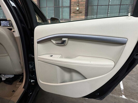 Volvo V70 1.6 T4 Lim. Edition 179PK 20011, 42-RRK-6