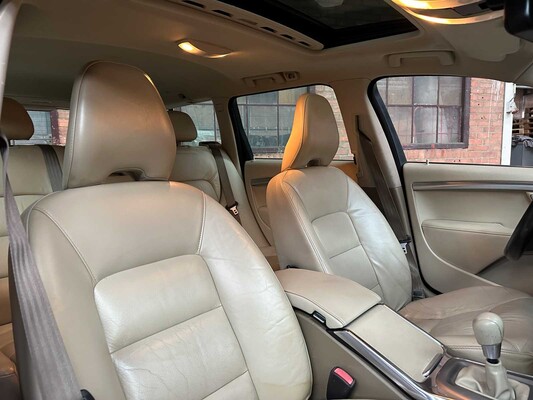 Volvo V70 1.6 T4 Lim. Edition 179PK 20011, 42-RRK-6