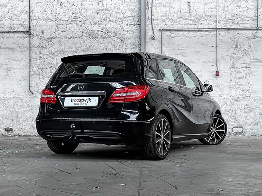 Mercedes-Benz B180 Ambition B-Class 122hp 2012, 97-XKZ-4