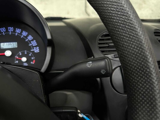 Volkswagen New Beetle Cabriolet 1.4 Turin 75hp 2003, TH-271-J