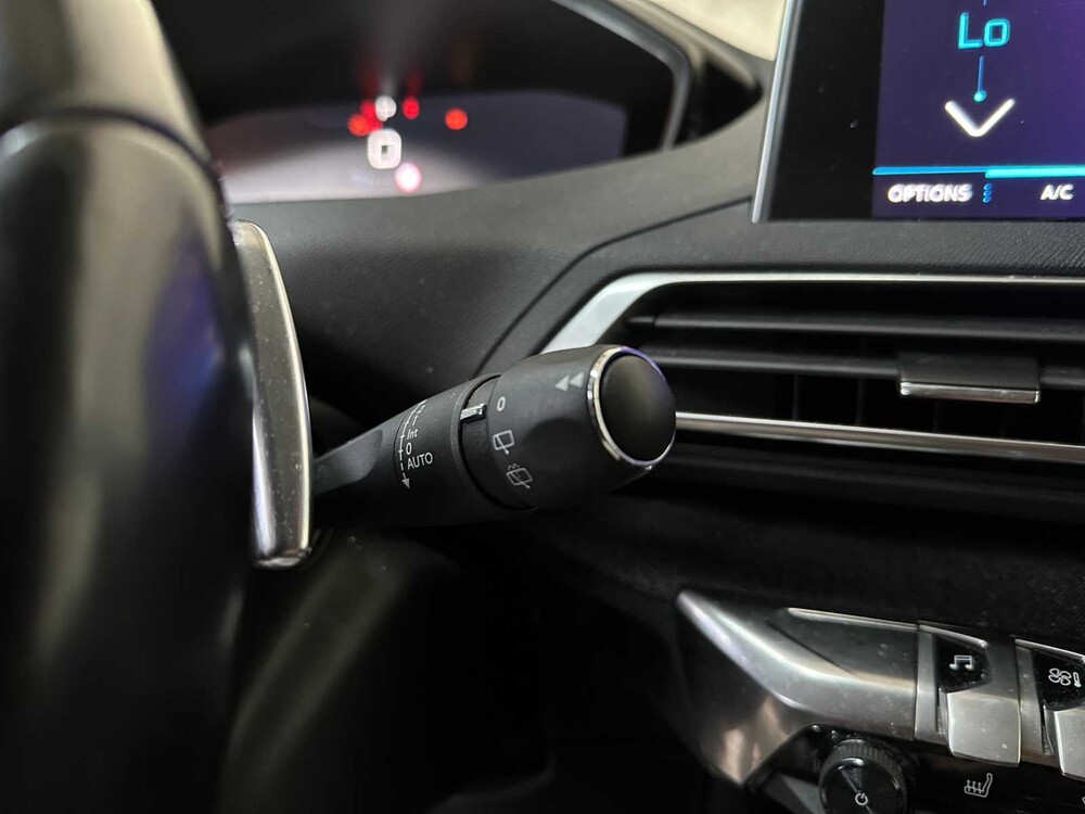 Peugeot 5008 1.6 PureT. BL. Prem. 181pk 2019, XH-072-L