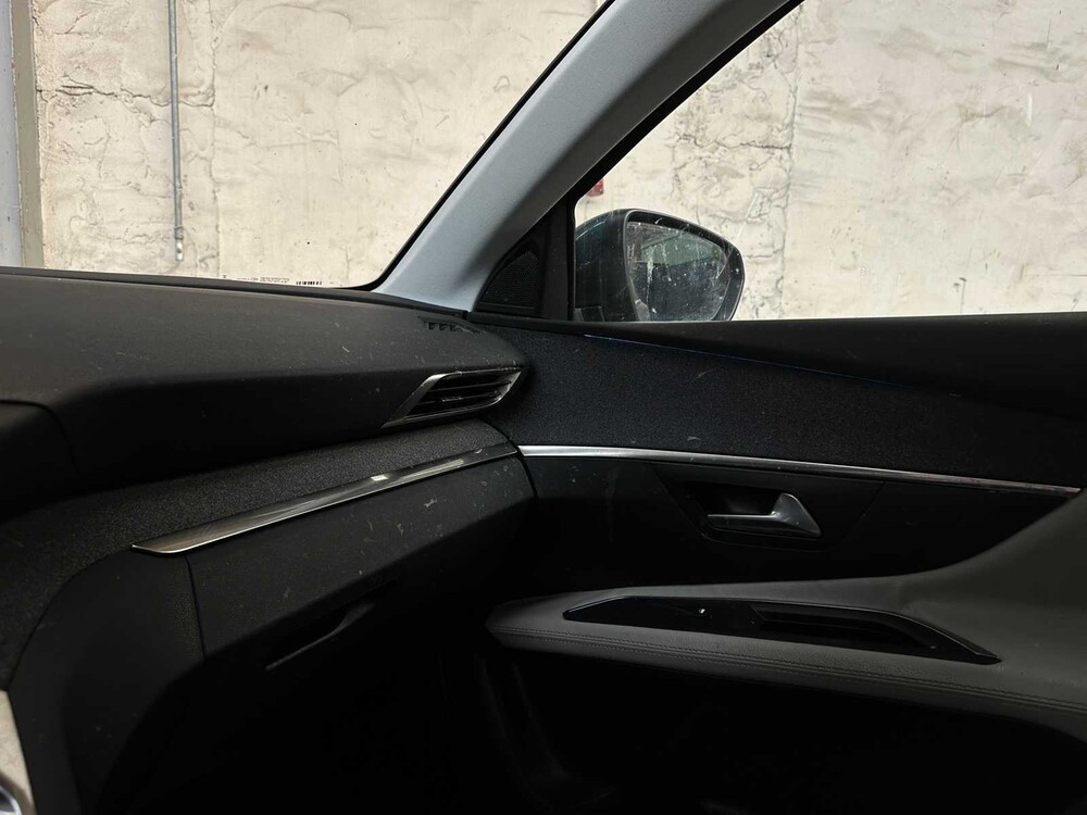 Peugeot 5008 1.6 PureT. BL. Prem. 181hp 2019, XH-072-L