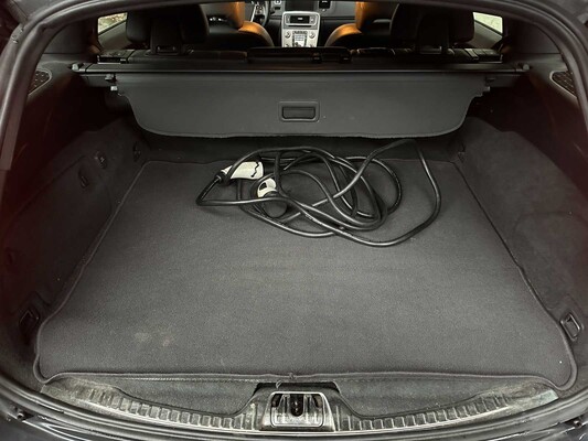 Volvo V60 2.4 D6 AWD Pl.i Sum. 215pk 2014, 3-TLD-47