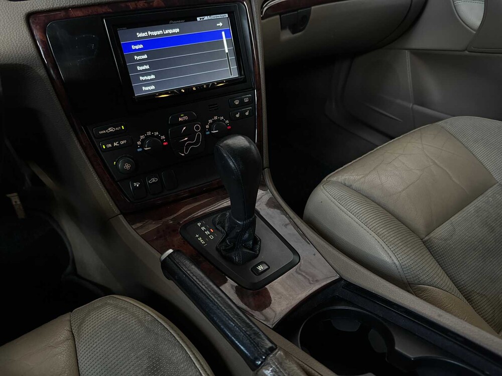 Volvo S60 2.4D Momentum 163hp 2007, 07-XL-GT