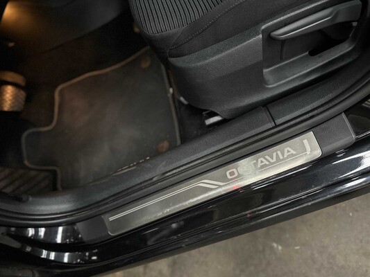 Skoda Octavia Combi 1.2 TSI Grt Eleg Bns 110pk 2014