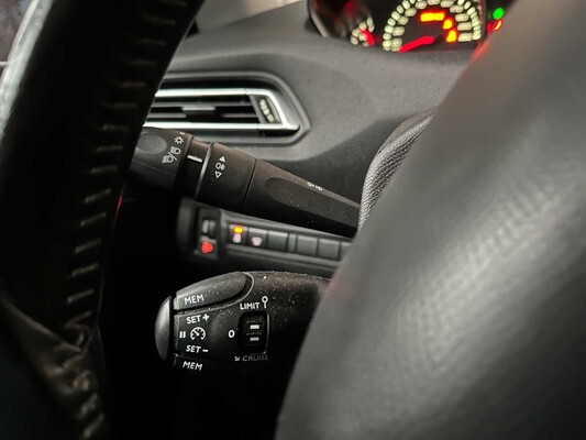 Peugeot 308 SW 1.2 PureT.Blue Lease 109pk 2017, NJ-659-D