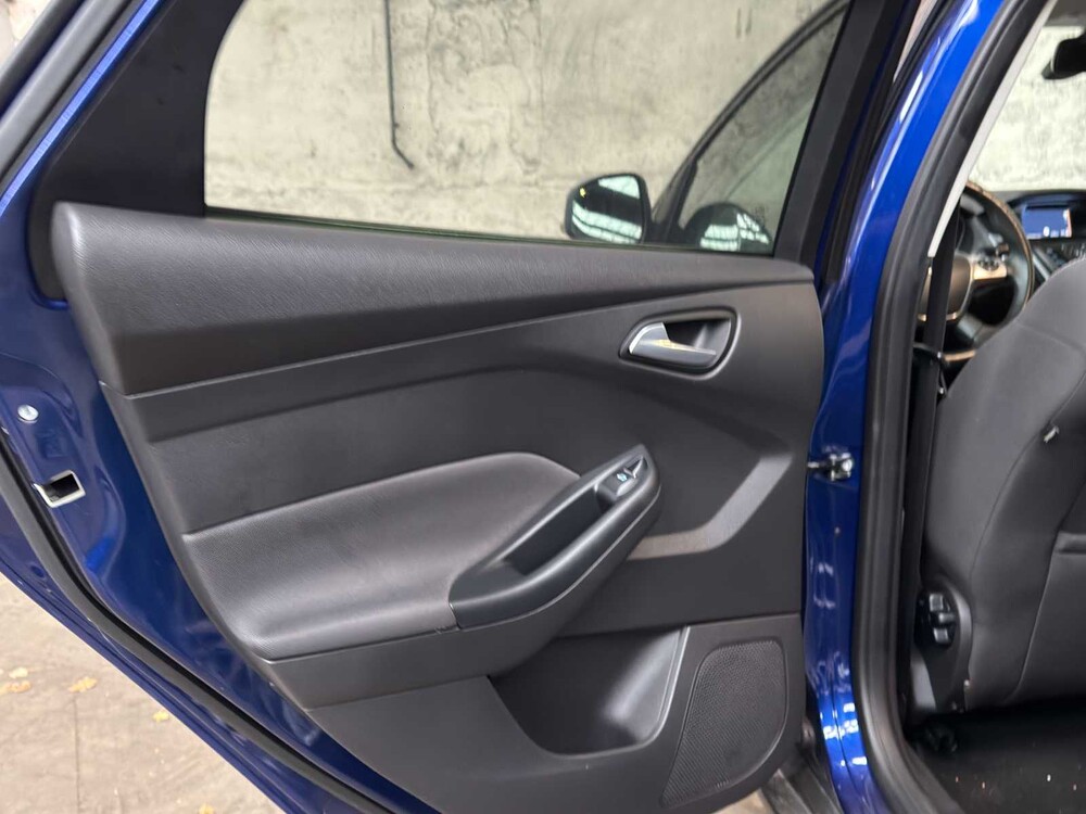 Ford Focus Wagon 1.0 EcoB. Edit. Plus 125pk 2014, 2-XLH-94