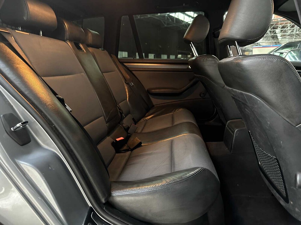 BMW 318i Touring Special Exec. 3er-Serie 141 PS 2003, 65-NJ-VL