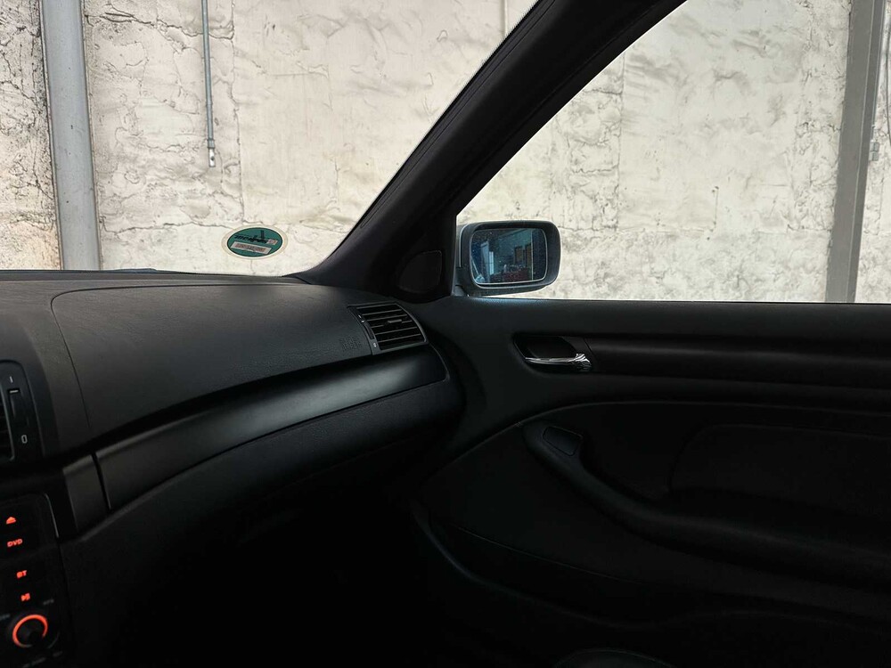 BMW 318i Touring Special Exec. 3-serie 141pk 2003, 65-NJ-VL