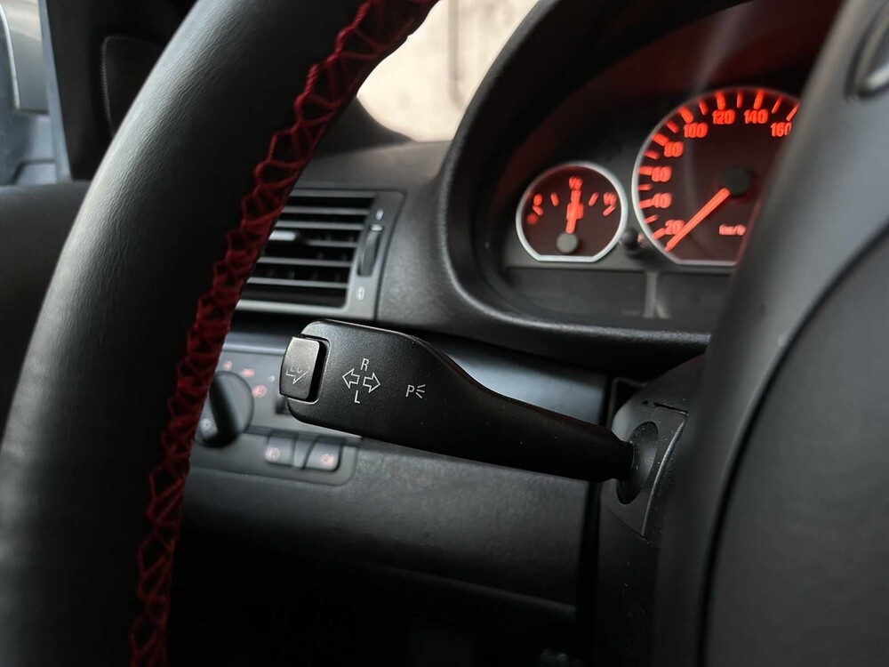 BMW 318i Touring Special Exec. 3-serie 141pk 2003, 65-NJ-VL