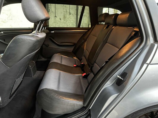 BMW 318i Touring Special Exec. 3-serie 141pk 2003, 65-NJ-VL