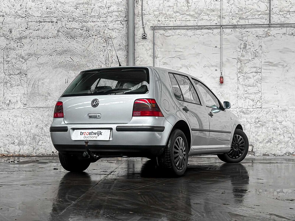 Volkswagen Golf 1.6 Trendline 101pk 2001 AUTOMAAT, 23-HP-FX