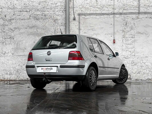 Volkswagen Golf 1.6 Trendline 101pk 2001 AUTOMAAT, 23-HP-FX