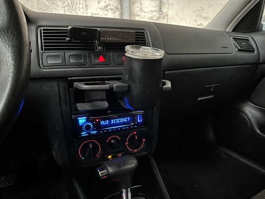 Volkswagen Golf 1.6 Trendline 101pk 2001 AUTOMAAT, 23-HP-FX