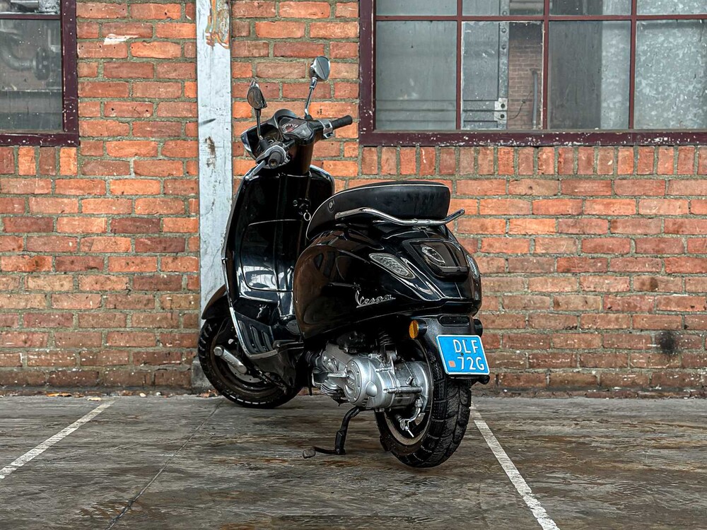 Vespa Sprint 4T Piaggio 2017, DLF-72-G Snorscooter
