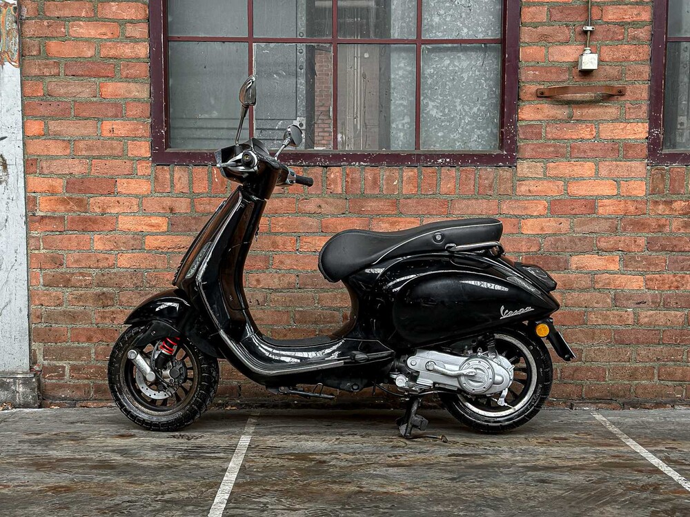 Vespa Sprint 4T Piaggio 2017, DLF-72-G Snorscooter