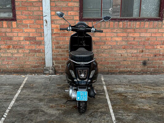 Vespa Sprint 4T Piaggio 2017, DLF-72-G Snorscooter