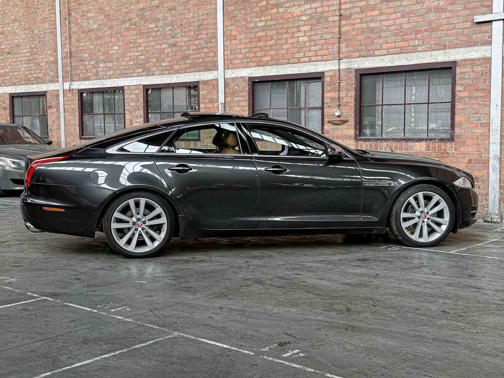 Jaguar XJ 3.0 V6D Portfolio 275 PS 2012