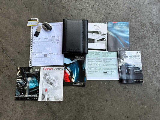 Jaguar XJ 3.0 V6D Portfolio 275 PS 2012