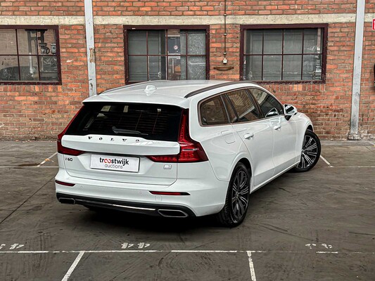 Volvo V60 2.0 T6 Recharge AWD Inscription Expression 253pk 2021 (Origineel-NL + 1e eigenaar), N-828-HZ