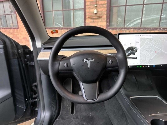 Tesla Model Y Long Range AWD 75kWh 351pk 2021, N-842-RT