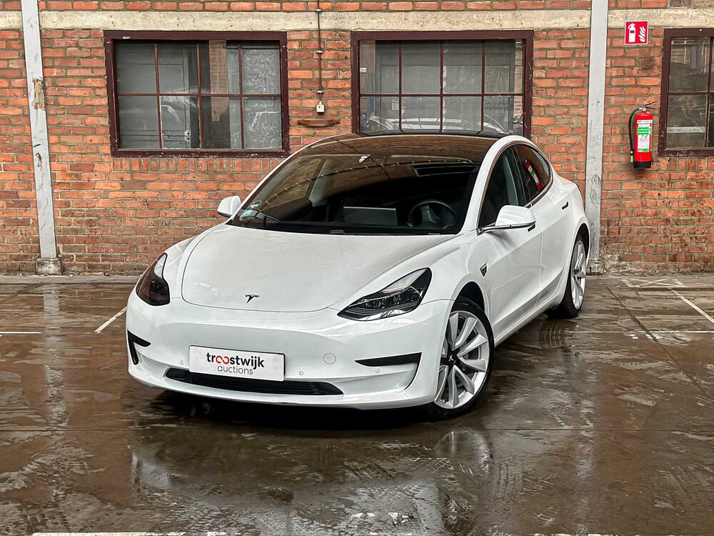 Tesla Model 3 Stnd.RWD Plus 60 kWh 238pk 2020, K-215-FG