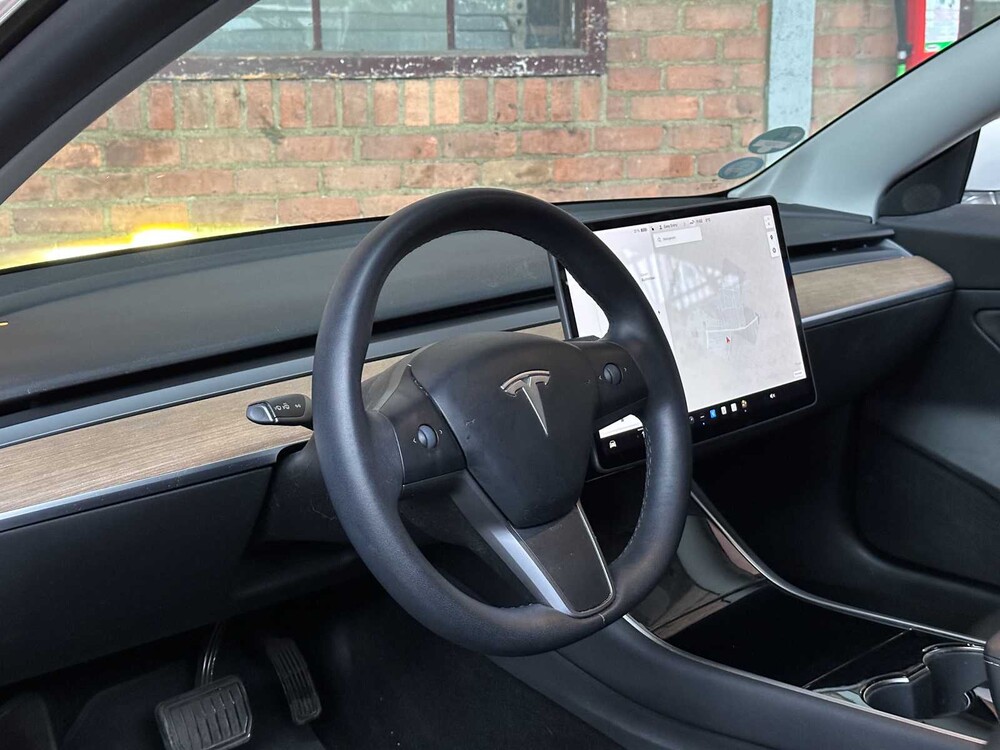 Tesla Model 3 Stnd.RWD Plus 60 kWh 238pk 2020, K-215-FG