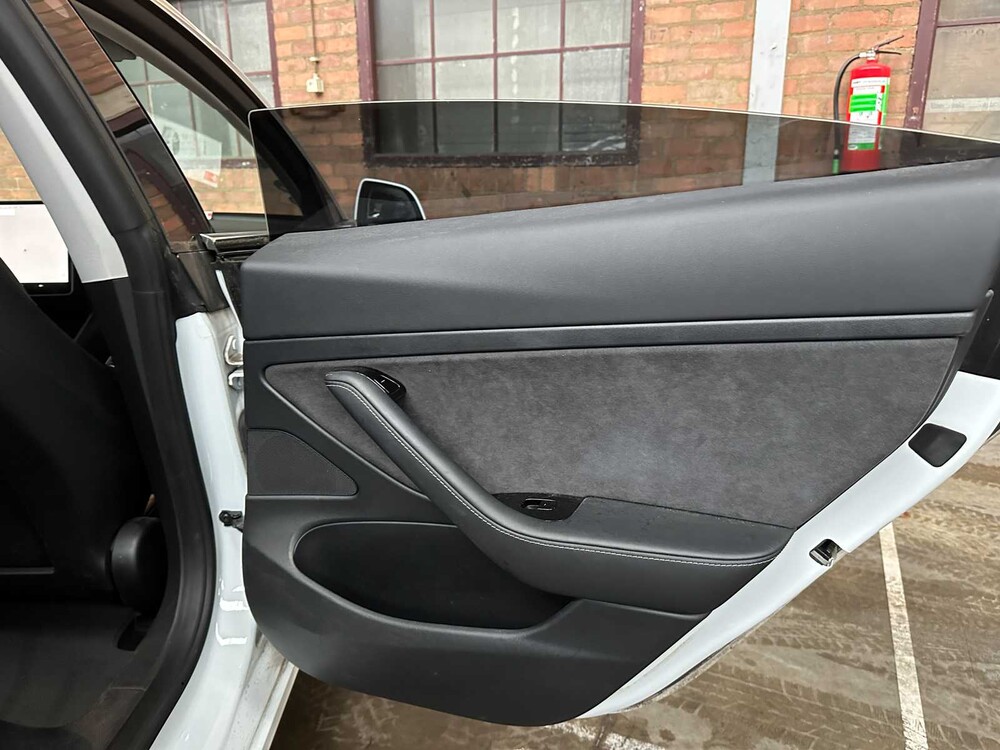 Tesla Model 3 Stnd.RWD Plus 60 kWh 238pk 2020, K-215-FG