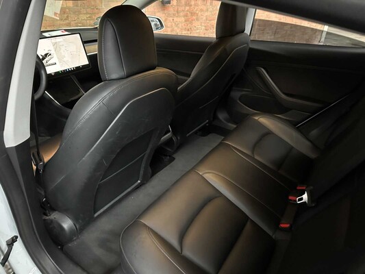 Tesla Model 3 Stnd.RWD Plus 60 kWh 238pk 2020, K-215-FG