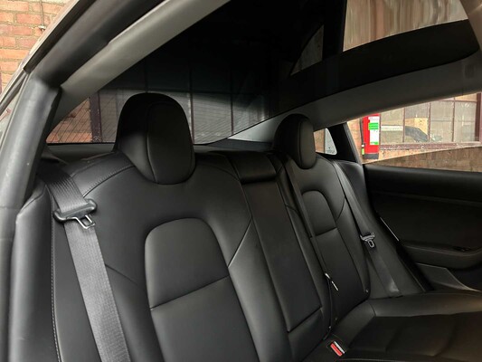 Tesla Model 3 Stnd.RWD Plus 60 kWh 238pk 2020, K-215-FG