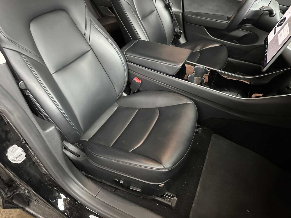 Tesla Model 3 Stnd.RWD Plus 60 kWh 238pk 2020, K-738-BV