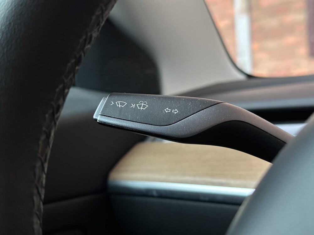 Tesla Model 3 Stnd.RWD Plus 60 kWh 238pk 2020, K-738-BV