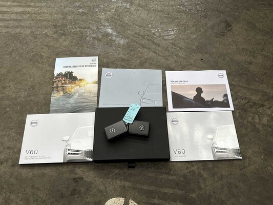 Volvo V60 2.0 T4 Moment.Pro 188pk 2019, ZP-740-L