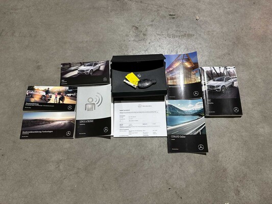 Mercedes-Benz GLC350d AMG DARK TINTED GLASS3.0 V6 4Matic GLC-klasse 258pk 2017, HKT-16-F