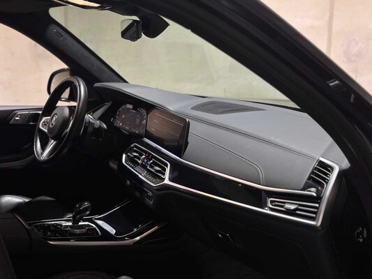 BMW X7 M50i 4.4 V8 High Executive M-Sport 530pk 2021 G07, P-038-DK