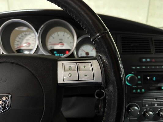 Dodge Magnum R/T 5.7 V8 Ghost Challenger Hemi Hellcat 350pk 2005, T-140-BV