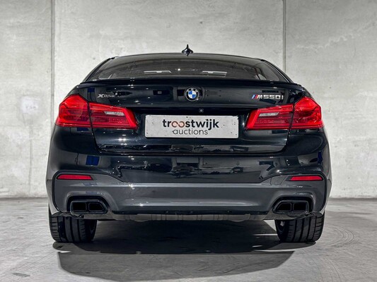 BMW M550i xDrive High Executive G30 462pk 2018 (Origineel-NL), RS-253-R
