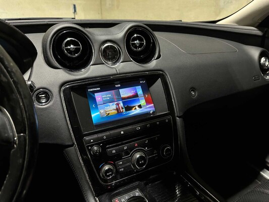 Jaguar XJ 3.0 D Premium Luxury 300pk 2016, RV-612-X