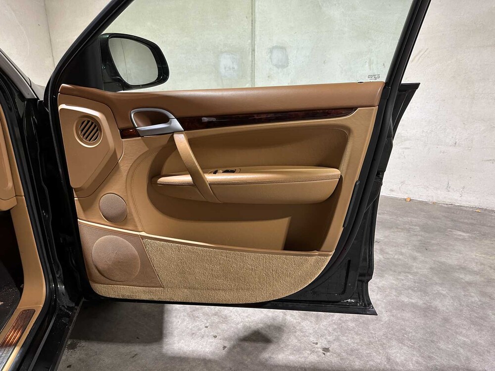 Porsche Cayenne S 4.5 V8 340pk 2006, 96-TG-ZV Youngtimer